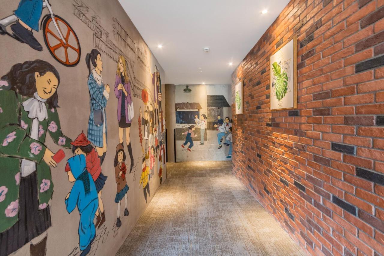 Moju Hotel Jingan Buitenkant foto