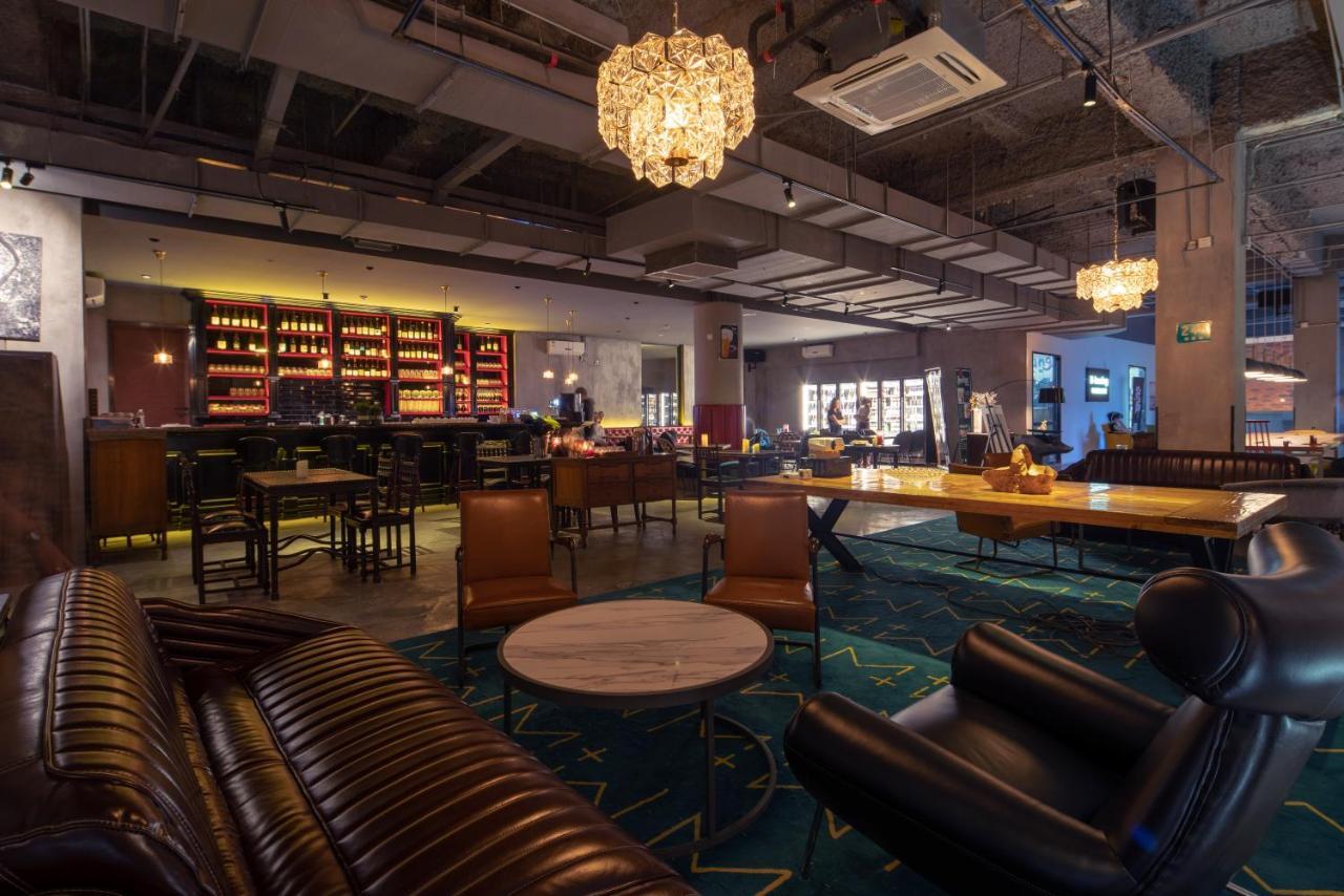 Moju Hotel Jingan Buitenkant foto